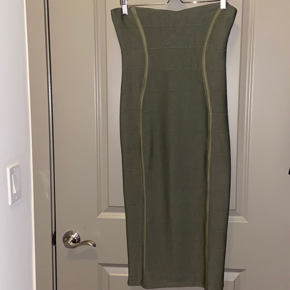 Boohoo olive green body con midi dress. Strapless. Minimal wear.